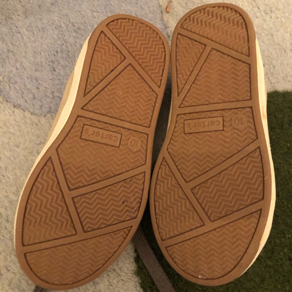 Boys tennis shoes - Picture 2 of 2